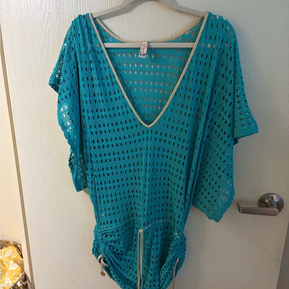 Luli Fama Coverup Crochet